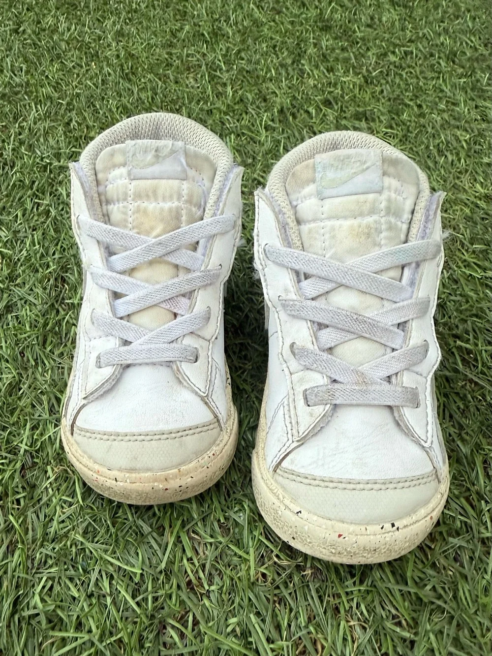 Nike toddler white Blazer Mid '77 SE shoes Sz(7)